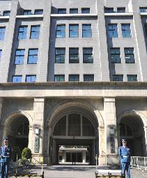 　財務省＝２０１５年、東京都千代田区霞が関