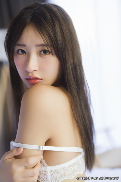 松本日向1st写真集　撮影：藤本和典（C）ワン・パブリッシング