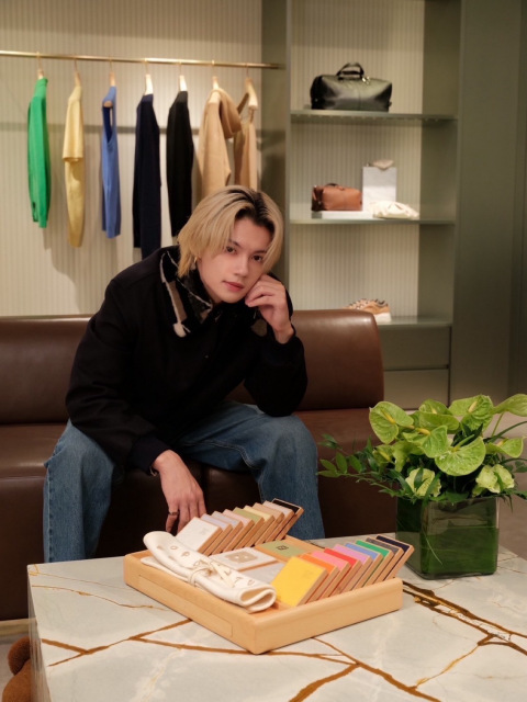 フェンディ『カシミア メイド・トゥ・オーダー』を体験したM!LK・佐野勇斗