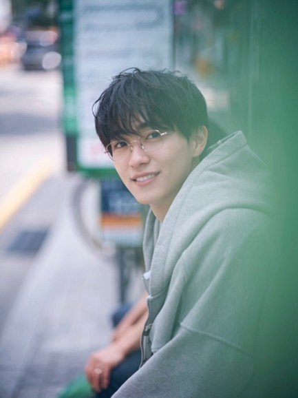 野村康太の1st写真集『暁紀』より