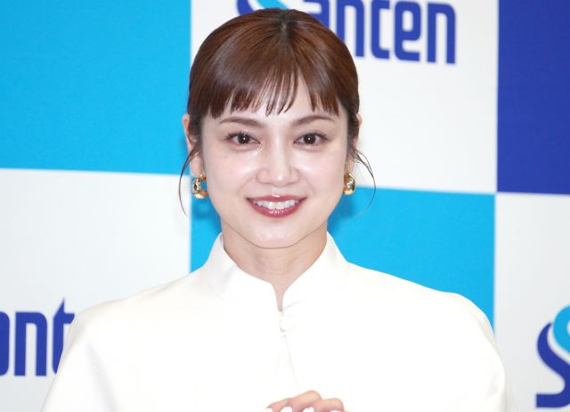 子どもに1人1台タブレット端末を与えていることを明かした平愛梨 （C）ORICON NewS inc.