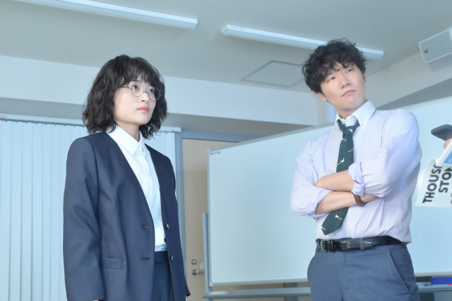 ドラマストリーム『スクープのたまご』の場面カット（C）「スクープのたまご」製作委員会