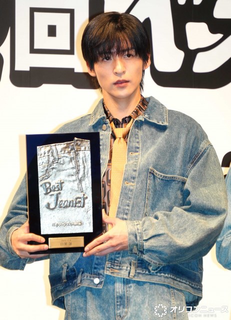 受賞を愛犬に報告したSnow Man・目黒蓮 （C）ORICON NewS inc.