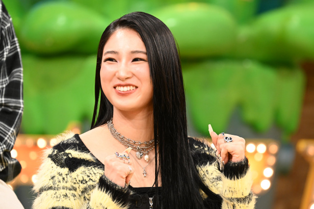 『ザ！世界仰天ニュース』に出演するHANA・MOMOKA（C）日本テレビ