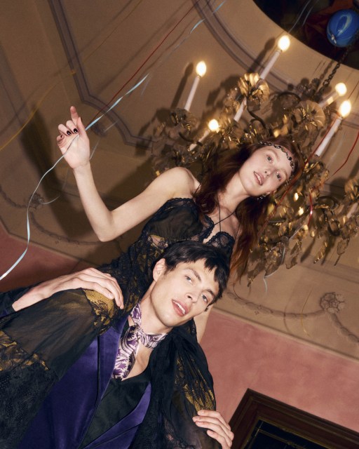 「ETRO per Kaito Takahashi」ホリデー限定ペイズリーナ