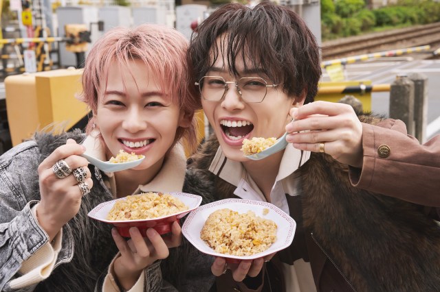 YouTube チャンネル『超チャーはん』開設を発表した超特急（左から）志村秀哉、森次政裕