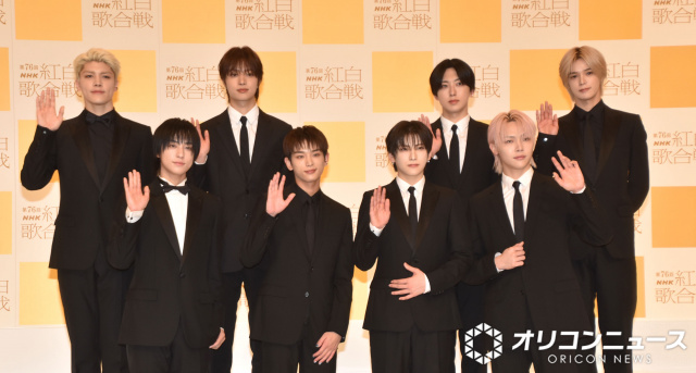 『第76回NHK紅白歌合戦』出場歌手発表会見に登壇した&TEAM（前列左から）TAKI、HARUA、YUMA、NICHOLAS（後列左から）MAKI、EJ、FUMA、K （C）ORICON NewS inc.