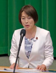 　共産党の第６回中央委員会総会で発言する田村委員長＝３日午前、東京都渋谷区の党本部