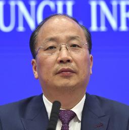 　易会満氏