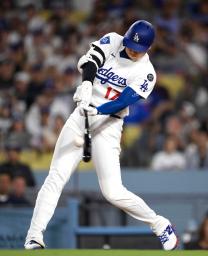 　ジャイアンツ戦に先発したドジャース・山本＝ロサンゼルス（共同）