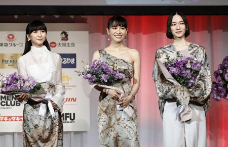 　「Ｐｅｒｆｕｍｅ」の（左から）かしゆか、あ～ちゃん、のっち