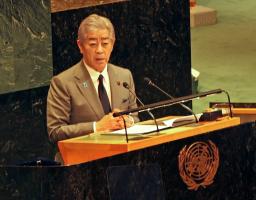 　パレスチナ問題の解決に向けた国際会議で演説する岩屋外相＝２２日、米ニューヨークの国連本部（共同）