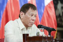 　フィリピンのドゥテルテ前大統領＝２０２０年、マニラ（フィリピン大統領府提供・共同）