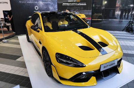 　シャオミのＥＶ「ＳＵ７　ウルトラ」＝２６日午前、東京都千代田区