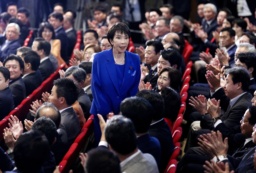　高市早苗氏