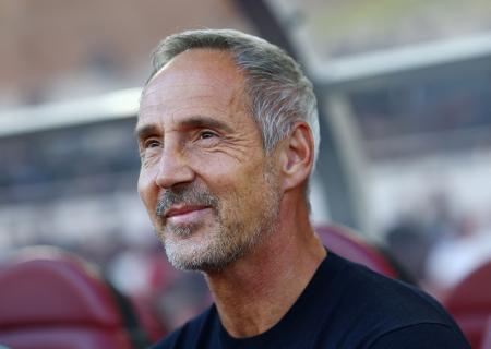 　モナコの監督を解任されたアドルフ・ヒュッター氏＝５日、モナコ（ロイター＝共同）