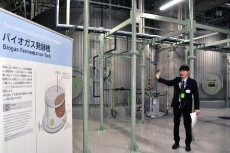 　「高輪ゲートウェイシティ」内の高層ビルの地下にある生ごみ処理施設＝９月、東京都港区