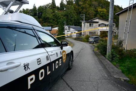 　男女４人がクマに襲われたとみられる現場付近＝２４日午後３時５８分、秋田県東成瀬村