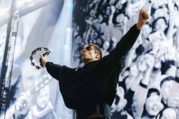 　１６年ぶりに来日公演をした英ロックバンド「オアシス」のリアム・ギャラガーさん＝２５日、東京ドーム（Ｃ）Ｂｉｇ　Ｂｒｏｔｈｅｒ　Ｒｅｃｏｒｄｉｎｇｓ）