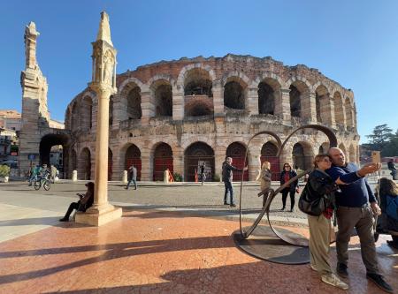 　ミラノ・コルティナ冬季五輪の閉会式が行われるベローナの円形闘技場＝６日（共同）