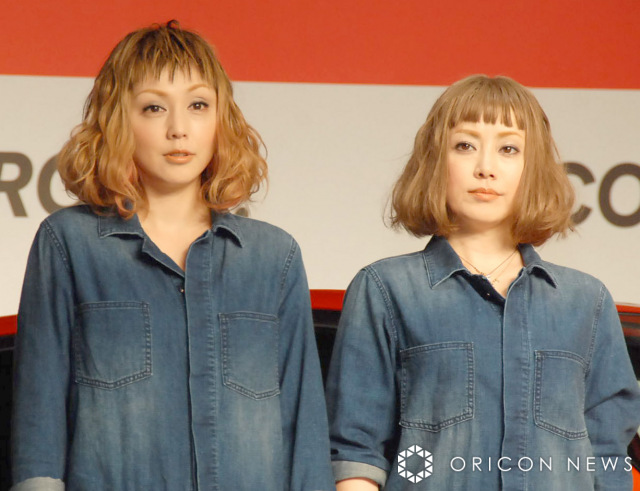 PUFFY（左から）吉村由美、大貫亜美（2015年撮影） （C）ORICON NewS inc.