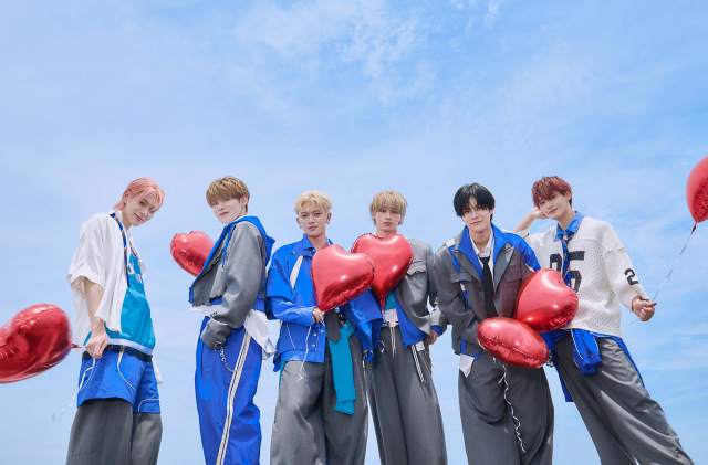 DXTEEN（C）UNIVERSAL SIGMA／LAPONE ENTERTAINMENT