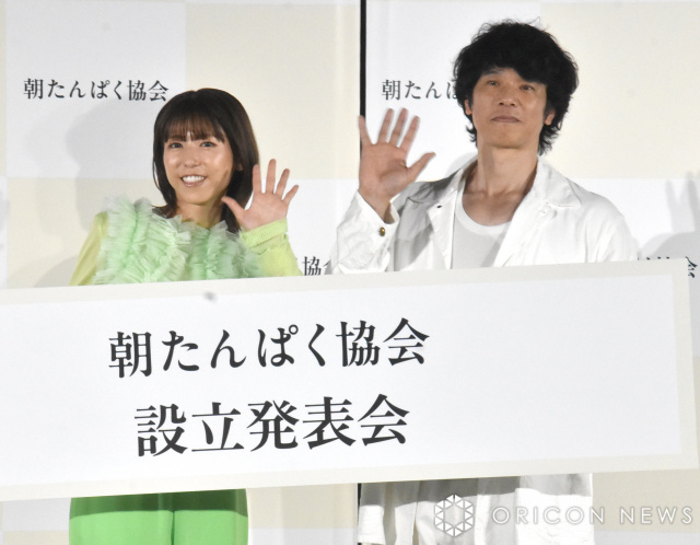 ひな壇で活躍する秘訣を明かした若槻千夏（左）（C）ORICON NewS inc.