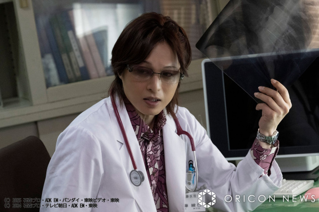 Vシネクスト『仮面ライダーガヴ ギルティ・パルフェ』新木宏典（C）2024 石森プロ・テレビ朝日・ADK EM・東映 （C）2025 石森プロ・ADK EM・バンダイ・東映ビデオ・東映