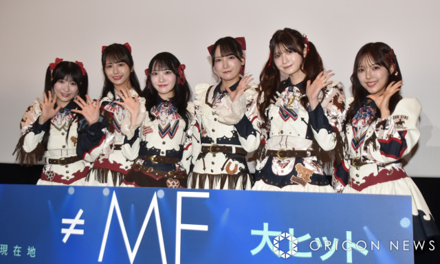 映画『≠ME THE MOVIE -約束の歌-』大ヒット御礼舞台あいさつ≠ME（左から）櫻井もも、尾木波菜、本田珠由記、鈴木瞳美、菅波美玲、落合希来里 （C）ORICON NewS inc.