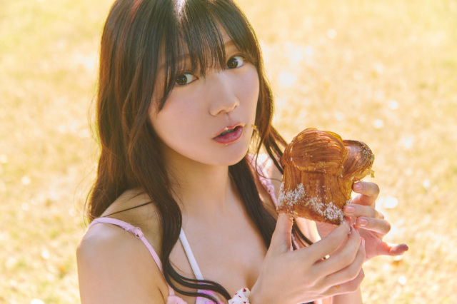 日向坂46河田陽菜2nd写真集先行カット　撮影／SAKAI DE JUN（C）竹書房
