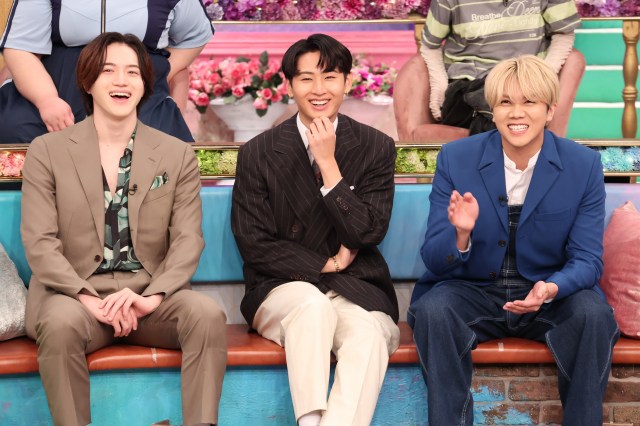 18日放送『トークィーンズ』に登場するKEY TO LIT（左から）岩崎大昇、猪狩蒼弥、佐々木大光（C）フジテレビ