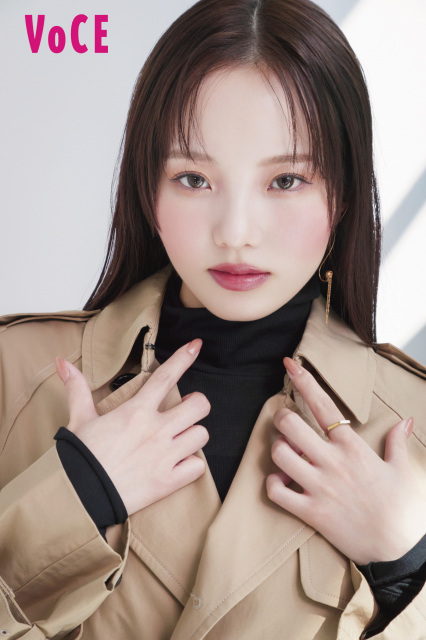 本田真凜＝『VOCE』2025年11月号（講談社）
