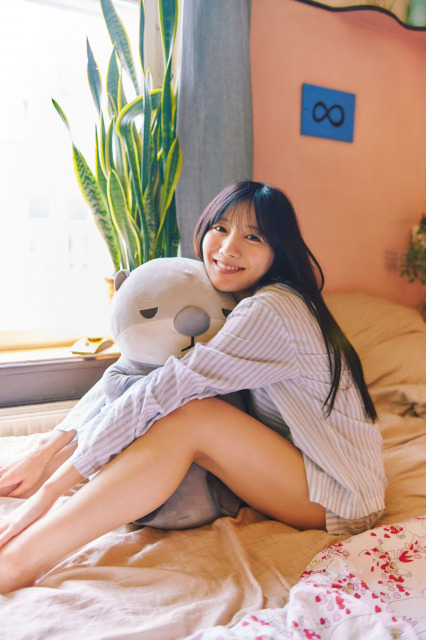 日向坂46河田陽菜2nd写真集先行カット　撮影／SAKAI DE JUN（C）竹書房