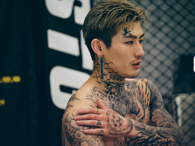 『RIZIN.51』フェザー級タイトルの解説を務めた平本蓮 （C）ORICON NewS inc.