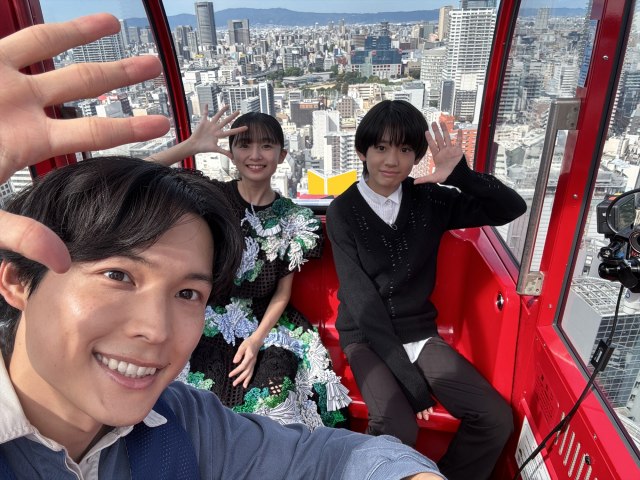 劇場用実写映画『秒速5センチメートル』のキャンペーンで大阪を訪れた（左から）松村北斗、白山乃愛、上田悠斗