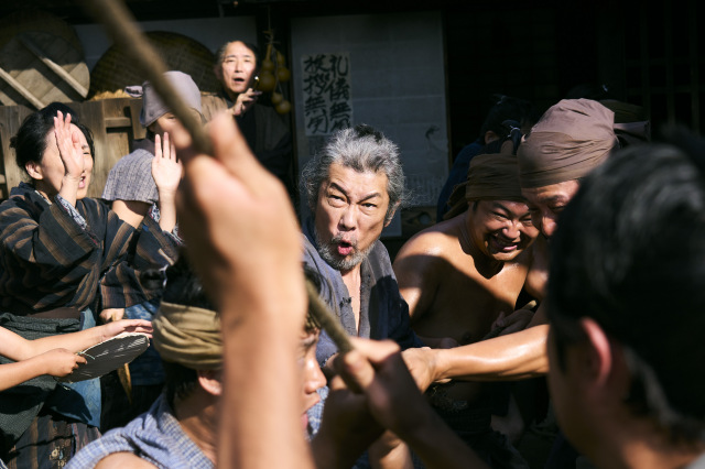 映画『おーい、応為』（10月17日公開）葛飾北斎（永瀬正敏） （C）2025「おーい、応為」製作委員会