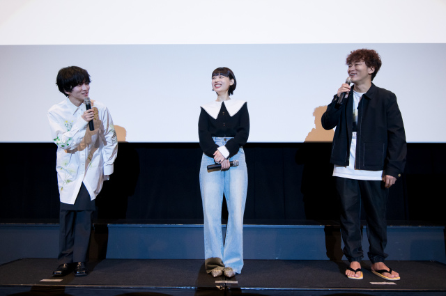 映画『ミーツ・ザ・ワールド』舞台あいさつ in 大阪に登壇した（左から）板垣李光人、杉咲花、松居大悟監督 （C）金原ひとみ／集英社・映画「ミーツ・ザ・ワールド」製作委員会