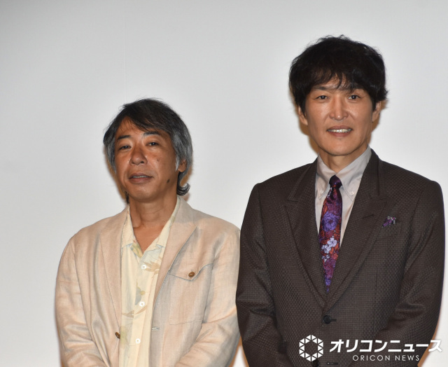 映画『次元を超える』Dolby Atmos完成披露試写会舞台あいさつに登壇した（左から）豊田利晃監督、千原ジュニア （C）ORICON NewS inc.