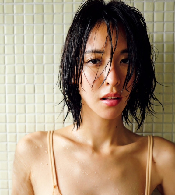 奈月セナ(C)光文社／週刊FLASH 写真◎笠井爾示