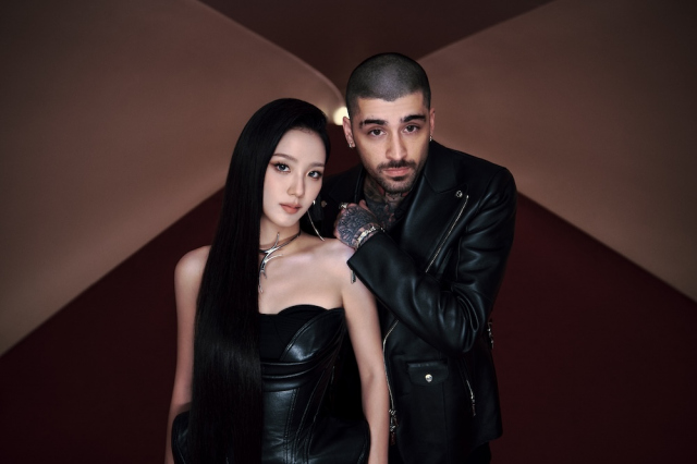世界的スターが共演　BLACKPINK・ジス×元1D・ゼイン「EYES CLOSED」リリース　MVも話題に