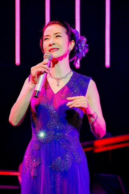 新歌舞伎座『坂本冬美特別公演』開幕　撮影：河上　良