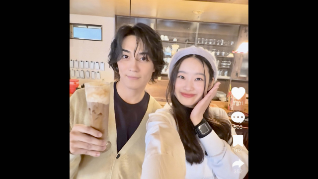 『君のスマホを見てみたら』に出演する（左から）砂田将宏、倉沢杏菜（C）日本テレビ