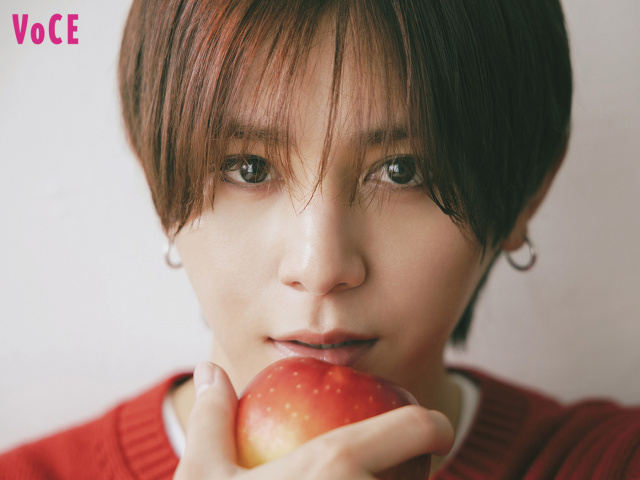 『VOCE12月号』に登場するHey! Say! JUMP・山田涼介