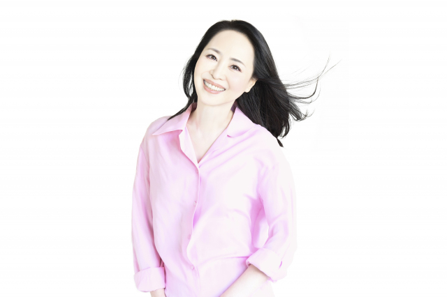 松田聖子、4年ぶりに『垣花正 あなたとハッピー！』でスタジオトーク　“究極ベスト”制作秘話も