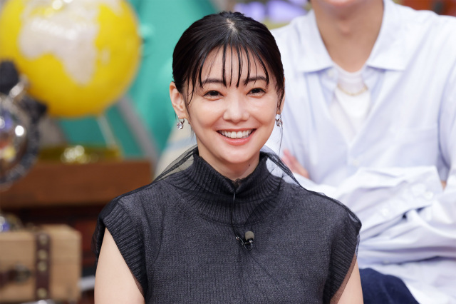 24日放送『所さんの学校では教えてくれないそこんトコロ！』に出演する倉科カナ（C）テレビ東京