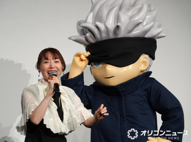 "悟くん"に動揺する花澤香菜（左）（C）ORICON NewS inc.