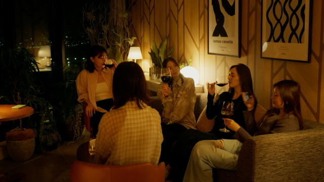 『ラブ トランジット』シーズン3 第5話よりみゆう、ひなこ、しおり、ミク、ユリ(C)2025 Amazon Content Services LLC or its Affiliates.