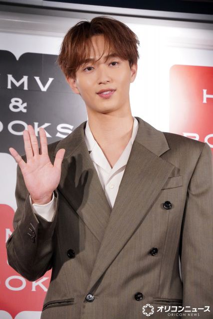 1st写真集『暁紀』発売記念会見に出席した野村康太 （C）ORICON NewS inc.