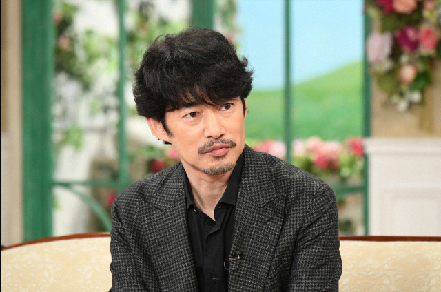 『徹子の部屋』に出演する竹野内豊(C)テレビ朝日