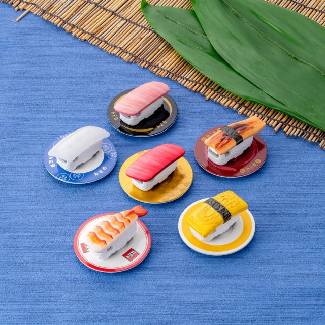 飾ったり、走らせたり、様々な遊び方が楽しめる「寿司トミカ 其の一」（全６種）。（C） ＴＯＭＹ